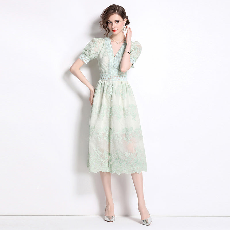 Original Design: Spring/Summer Embroidered V-neck Dress with Lace and Lace Charm Slimming Skirt